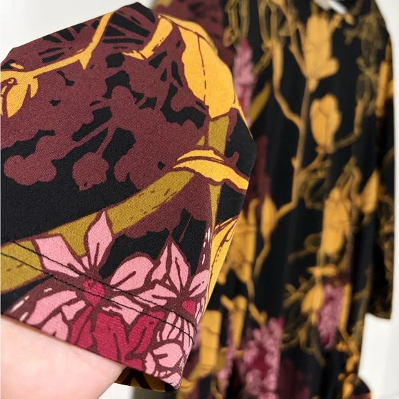 FOR BRIANA 💖 -Zadie B’s Floral Black and Gold Women's Bubble Dress - Picture 3 of 11